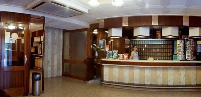 Отель Marisol 2*